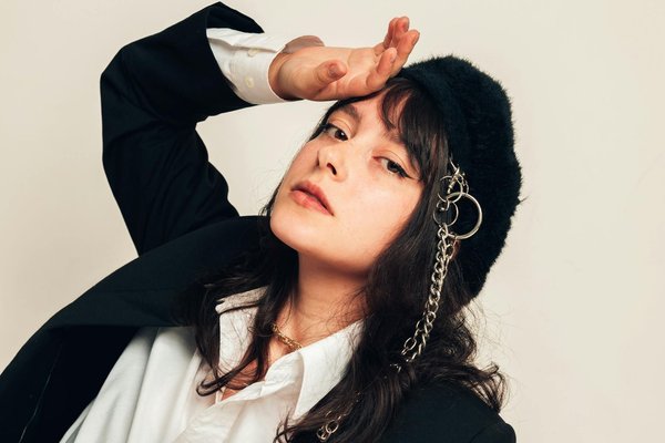 3 Stratégies Incontournables pour Allier les Tendances Mode à Votre Style Personnel Unique