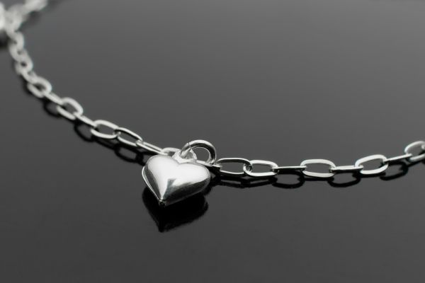 Meilleures chaînes en argent pour sublimer vos pendentifs